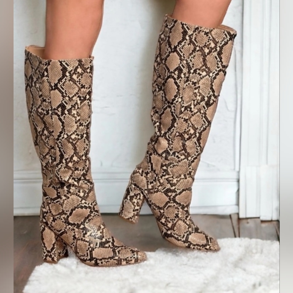 Women's size 7.5 faux leather snake print high heels boots pull on